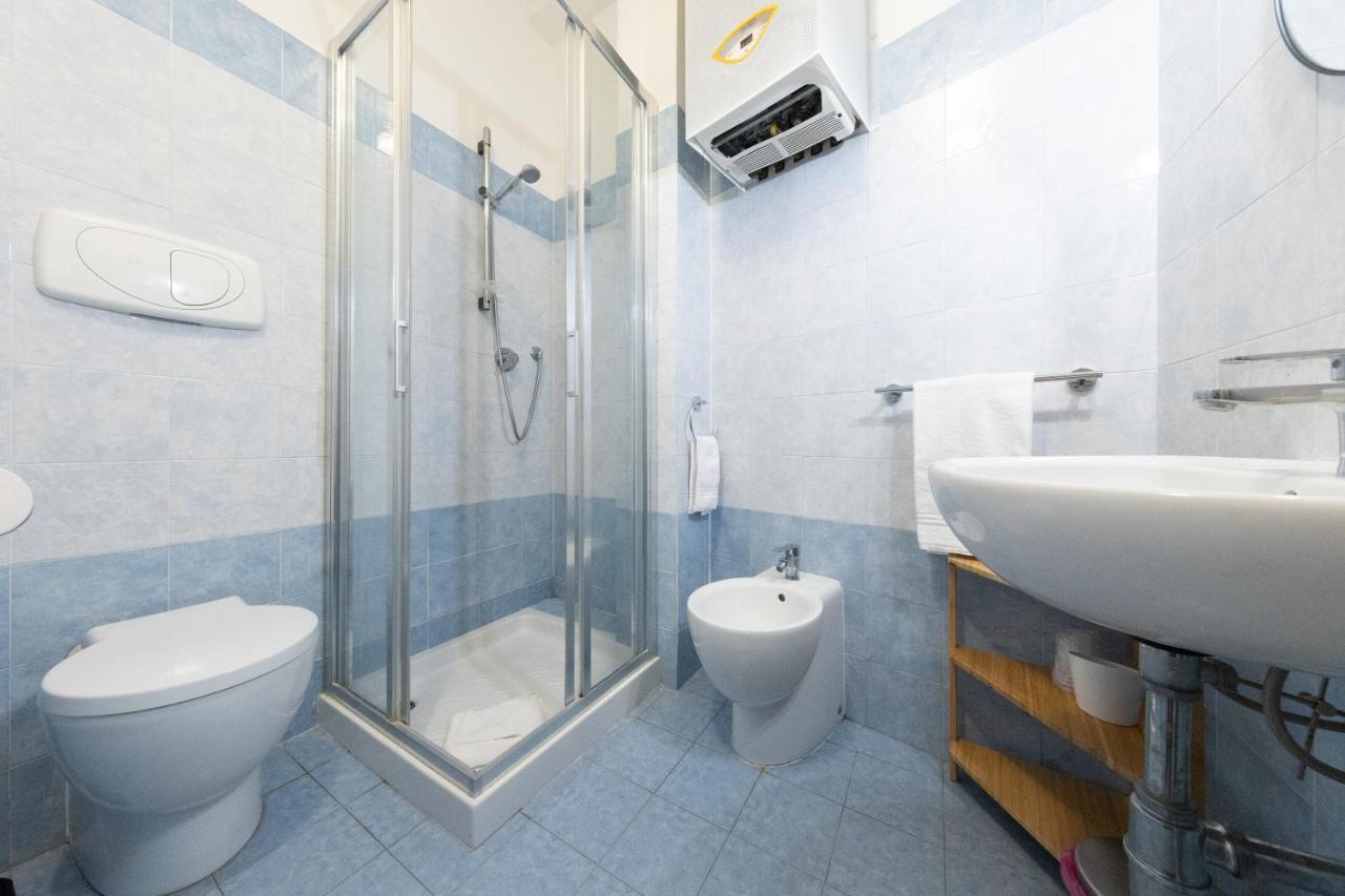 Via Siena 4 - Suites & Rooms Marina di Cecina Eksteriør billede